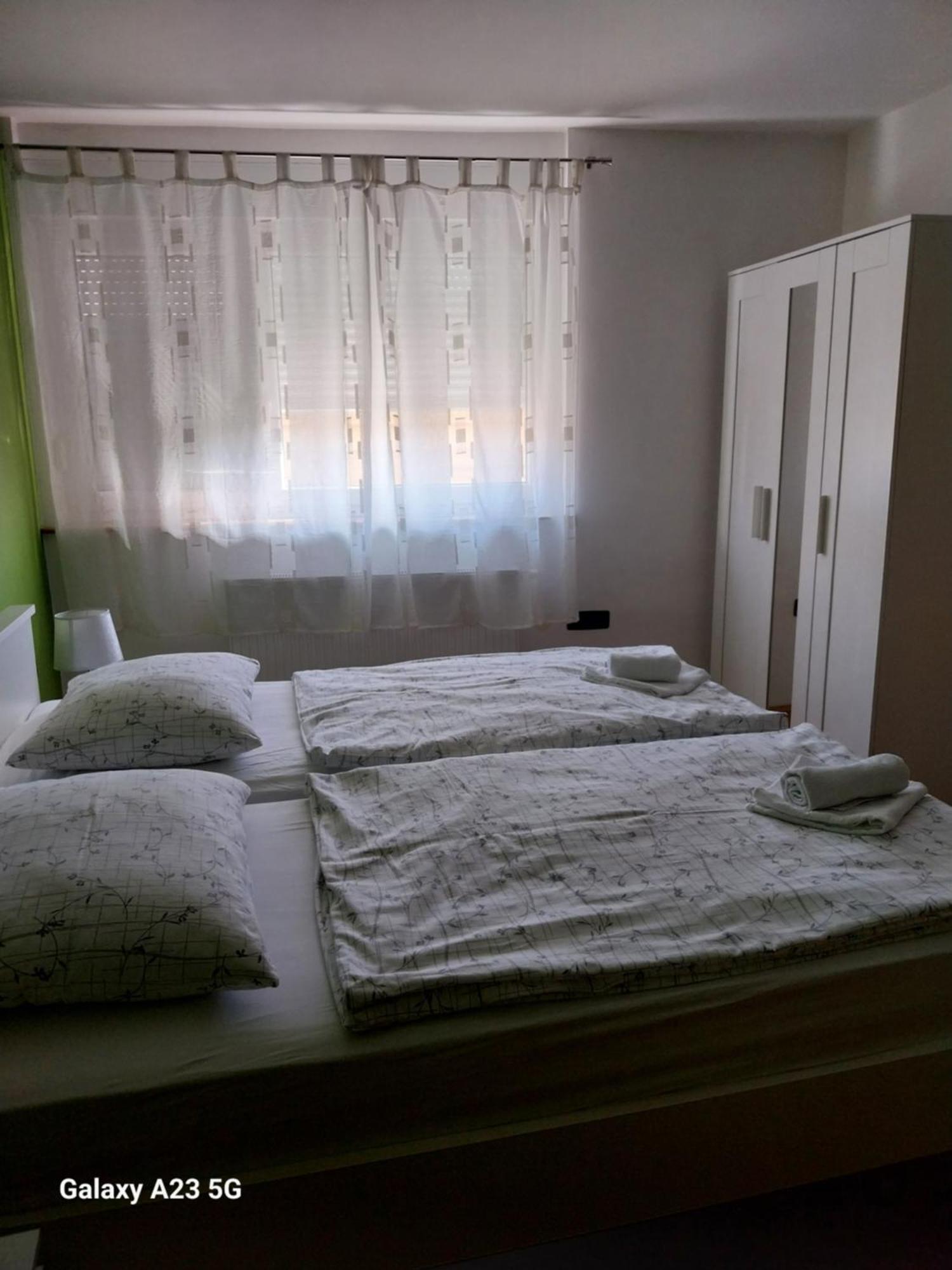 Apartman Bloom Osijek Eksteriør billede